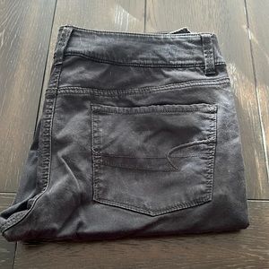 American eagle artist CROP